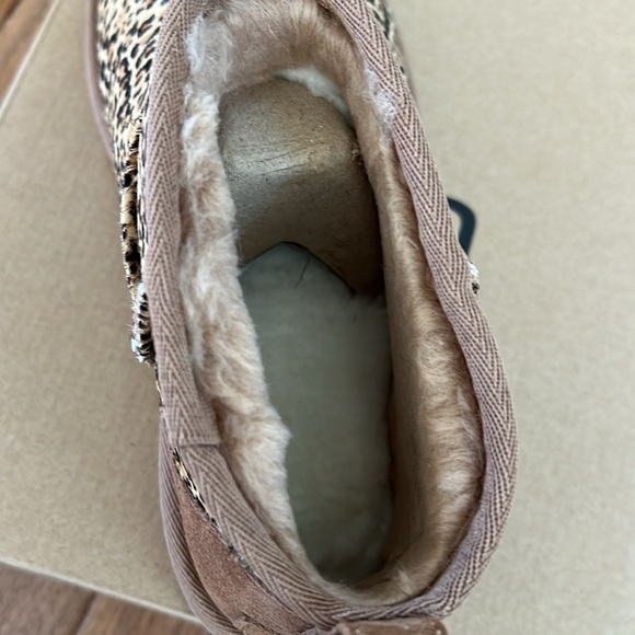 UGG Women's Ultra Mini Speckles Slip-On Booties - Picture 11 of 12